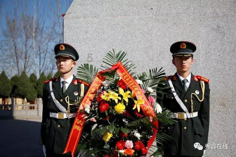 牡丹鹦鹉只喜欢一个人是什么情况?-专业问答社区